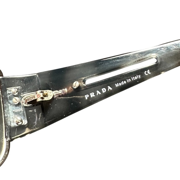Prada Sunglasses with Case - Brand New - Picture 5 of 8